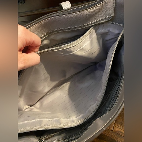 Michael Kors Rivington Tote - Picture 8 of 16